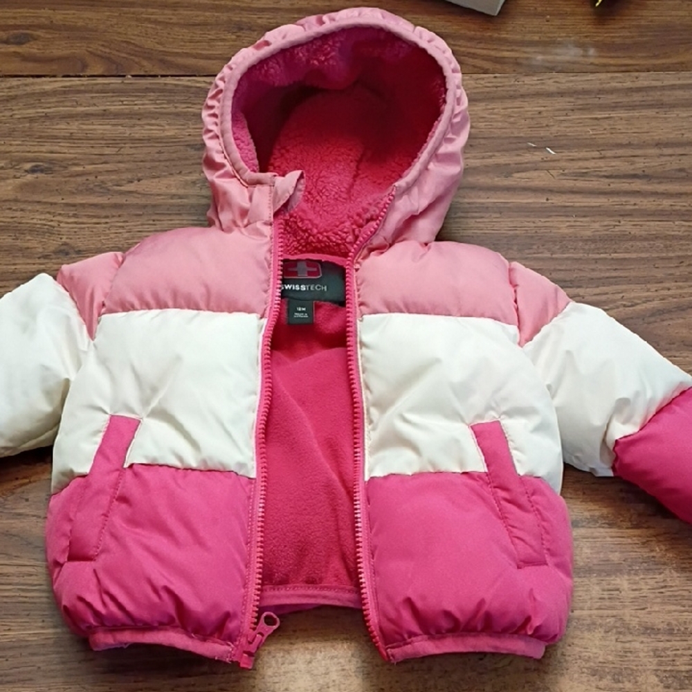 🩷 Swiss Tech Vibrant Pink Fleece Jacket 12 Months